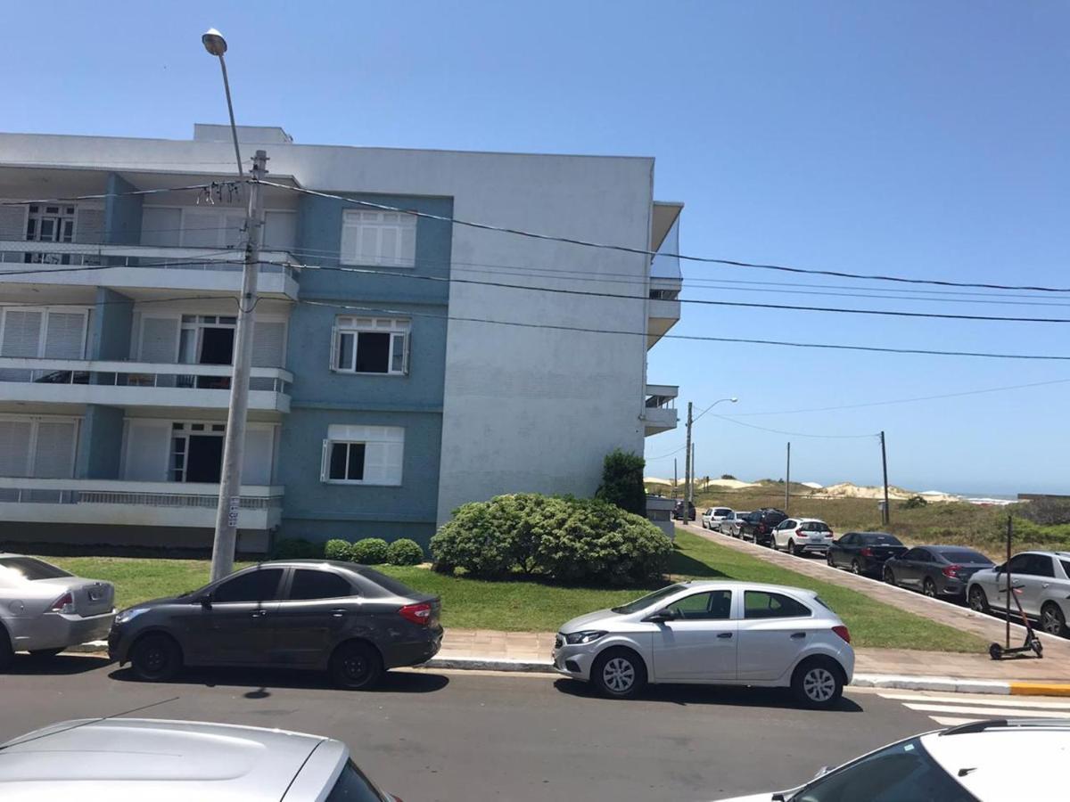 Atlantida 208 - Predio Na Beira Mar De Atlantida Apartment Xangri-la Exterior photo